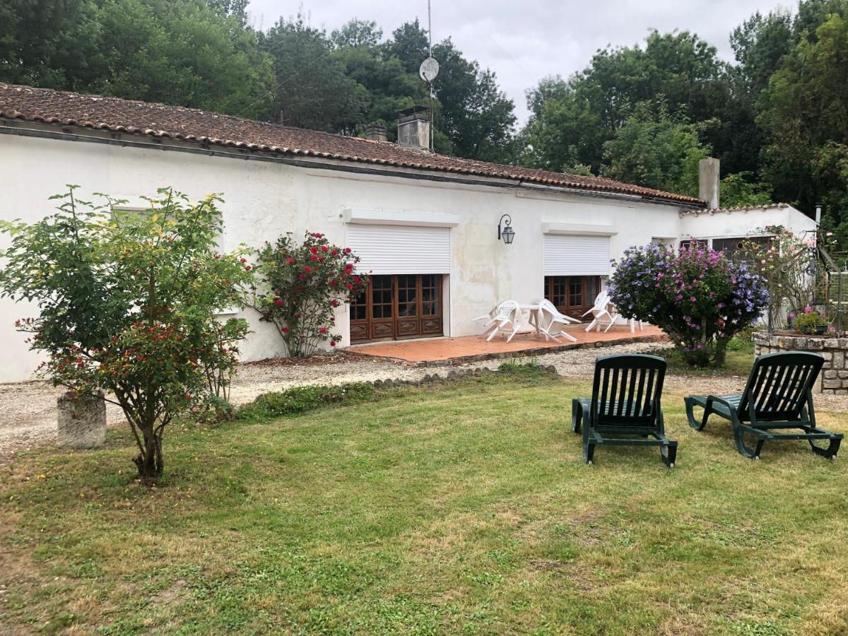 Villa Chez Firmin "Les Ombrages" Mesnac Esterno foto